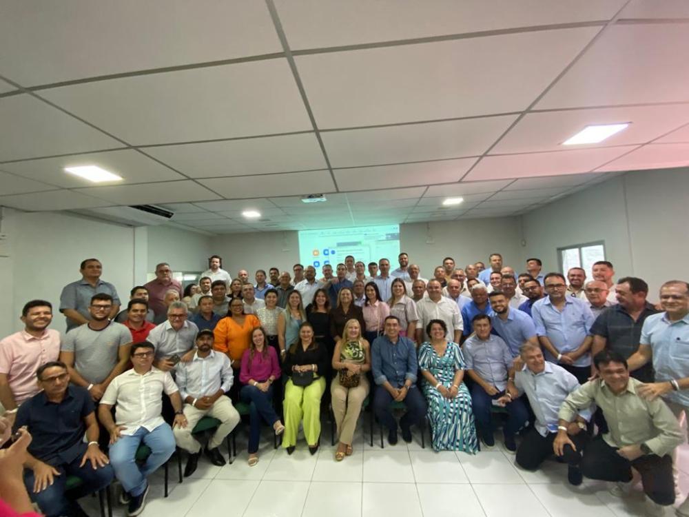 Ao menos 168 prefeituras do Ceará vão paralisar serviços municipais na quarta-feira, dia 30