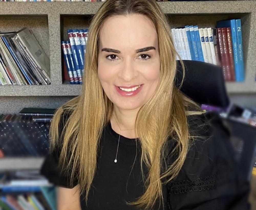  Daniella admite abrir mão da reeleição, na hipótese de ascensão de Lucas ao governo