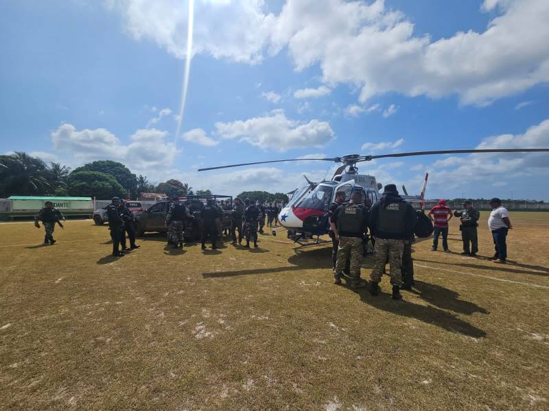 Polícia foi recebida a tiros pelos assaltantes