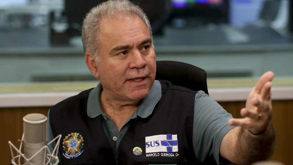 Marcelo Queiroga, pré-candidato bolsonarista à prefeitura de João Pessoa se irrita com perguntas de radialista da Arapuã