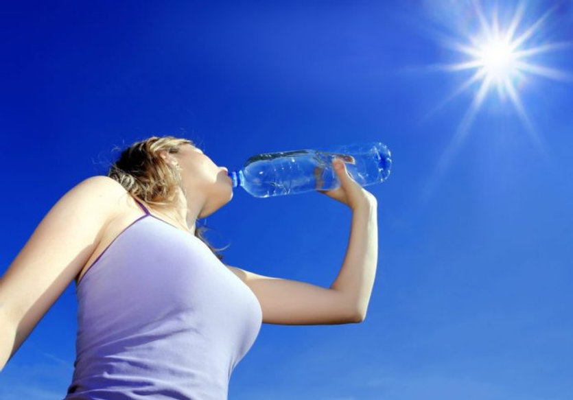 A alta temperatura foi registrada em diferentes regiões do país. Cuiabá, no Mato Grosso, teve máximas de 42°C