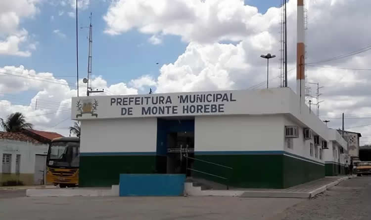 Com o segundo mandato desgastado, Marcos Eron está refém das críticas da população 