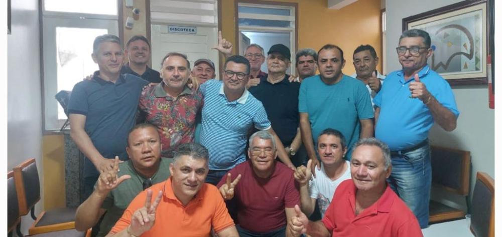 Luiz Claudino é um dos prefeitos do sertão que mas investe no sistema de saúde pública