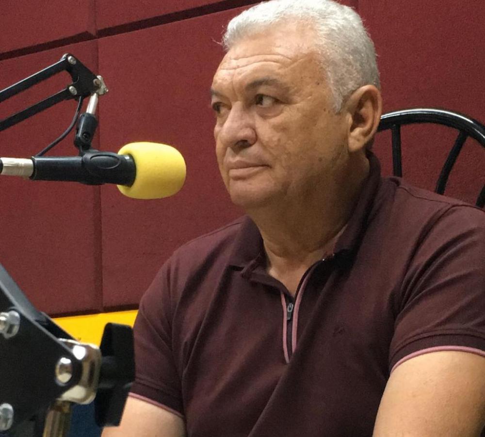 O presidente exemplifica que o carnaval de rua do Barro  traz alegria não só para a juventude, mas também para as pessoas com idade mais avançada
