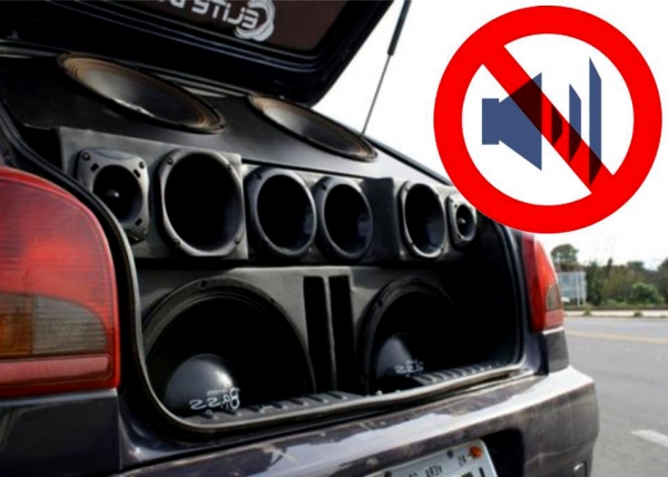 Som alto em carros perturbam moradores de São José de Piranhas (foto: ilustrativa) 