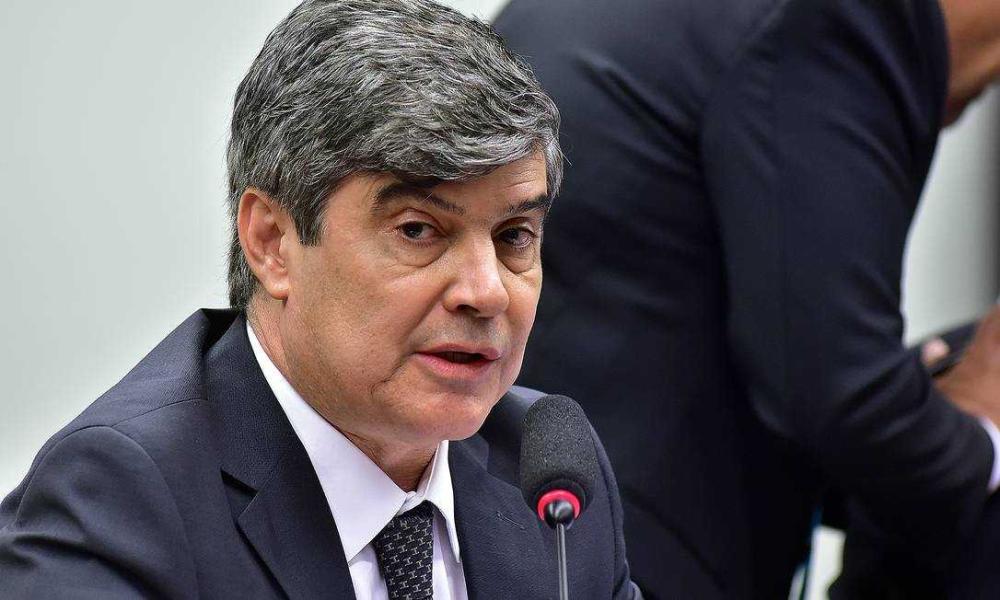 Wellington Roberto chama Wilson Santiago de traidor e perseguidor 