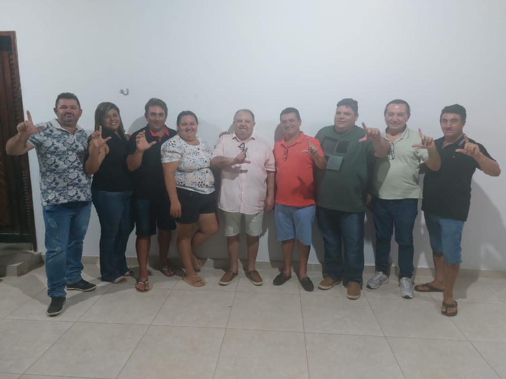 Em São João do Rio do Peixe, vereador Marcondes Vieira desmente boato e diz que adesão do grupo de Dr. Zé Nilton ao prefeito Luiz Claudino não envolveu indicação de vice