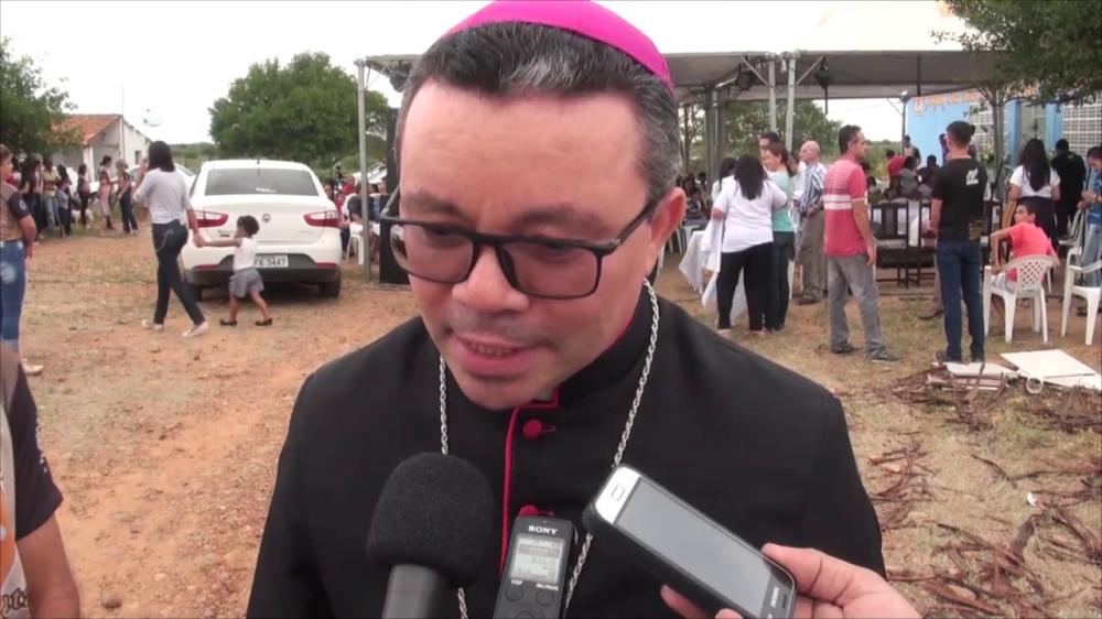 Diocese de Cajazeiras faz mudanças em nomeação e remanejamento de padres para paróquias de várias cidades do Sertão