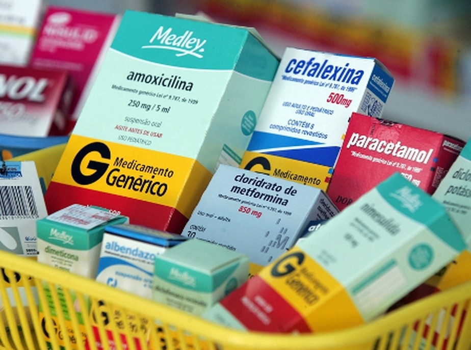 Segundo os pacientes, muitos medicamentos estão em falta, a exemplo de  remédios  prescritos para diabetes, doenças do coração e até analgésicos
