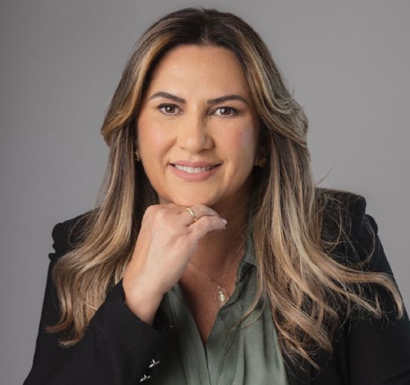 Em baixa nas pesquisas, Corrinha Delfino desiste de pré-candidatura à prefeitura de Cajazeiras