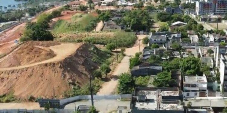 A Defesa Civil Municipal informou que o colapso pode acontecer a qualquer momento 