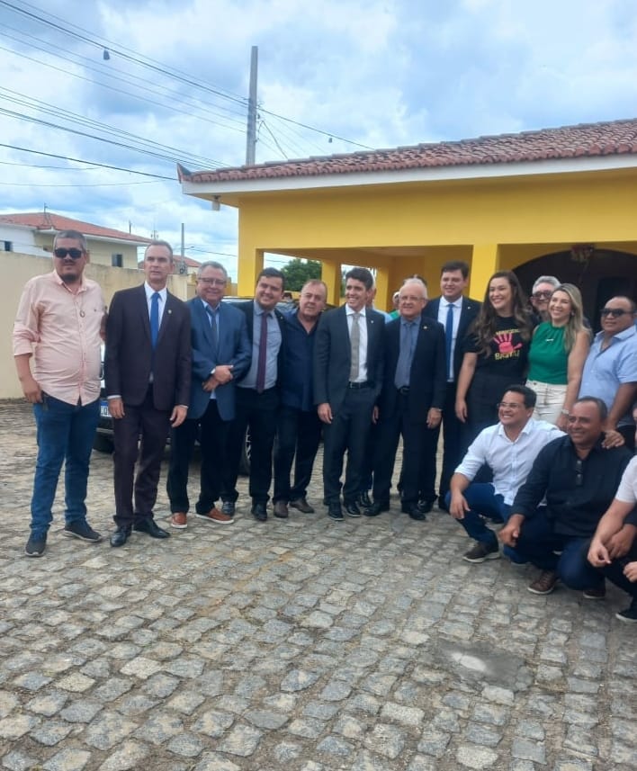  Deputado Airton Pires recebe garantia para abastecimento d'água em Várzea da Ema e assentamento padre Cleide, em Santa Helena