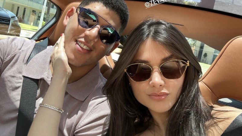 No Instagram, Ingra compartilhou um post com fotos deles e falou sobre a data especial em família.
