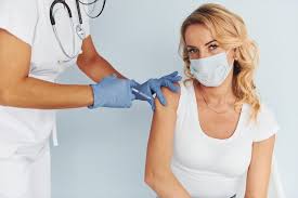 Vacina contra dengue será prioridade para pessoas que têm entre 6 e 16 anos