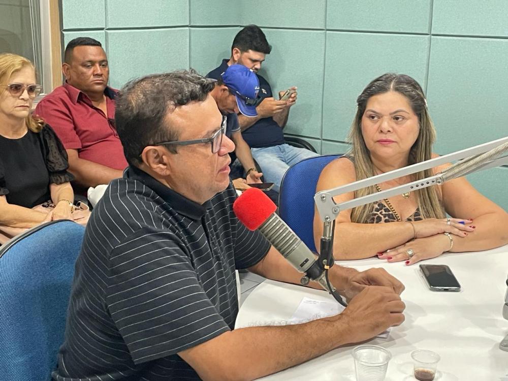 As obras que têm em Santa Helena foi o governo do estado que fez, diz pré-candidato Emannuel Messias em entrevista 