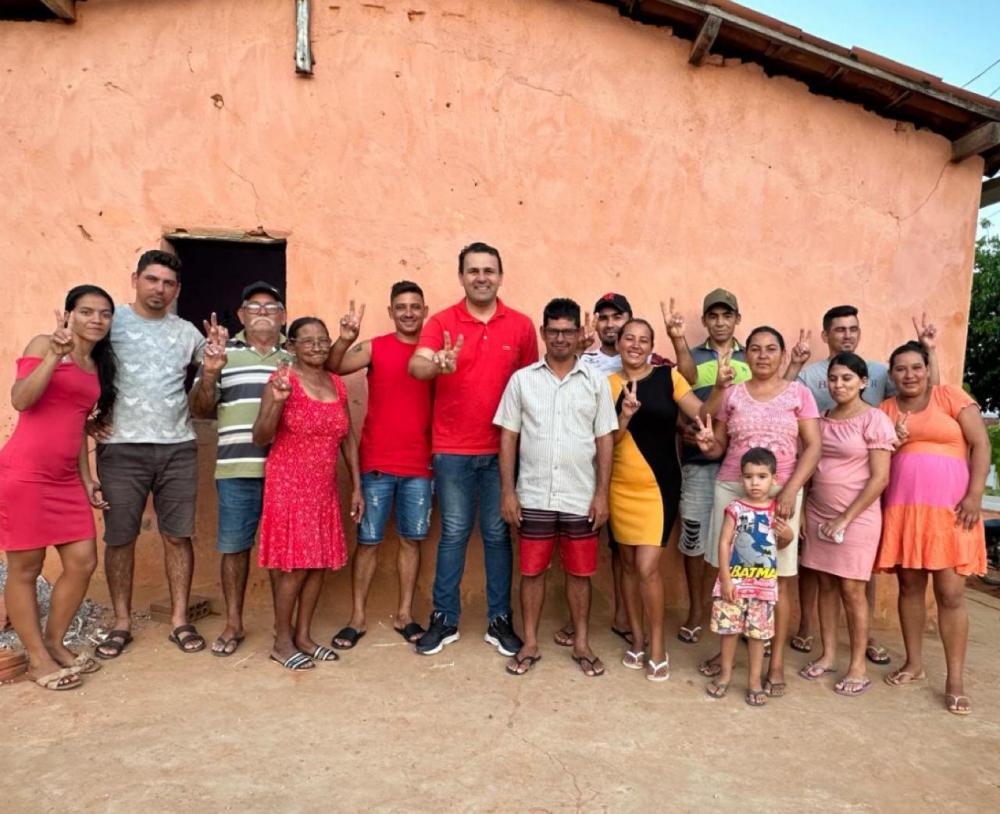Aldo Andrade recebe adesão de mais uma numerosa família em Bernardino Batista 