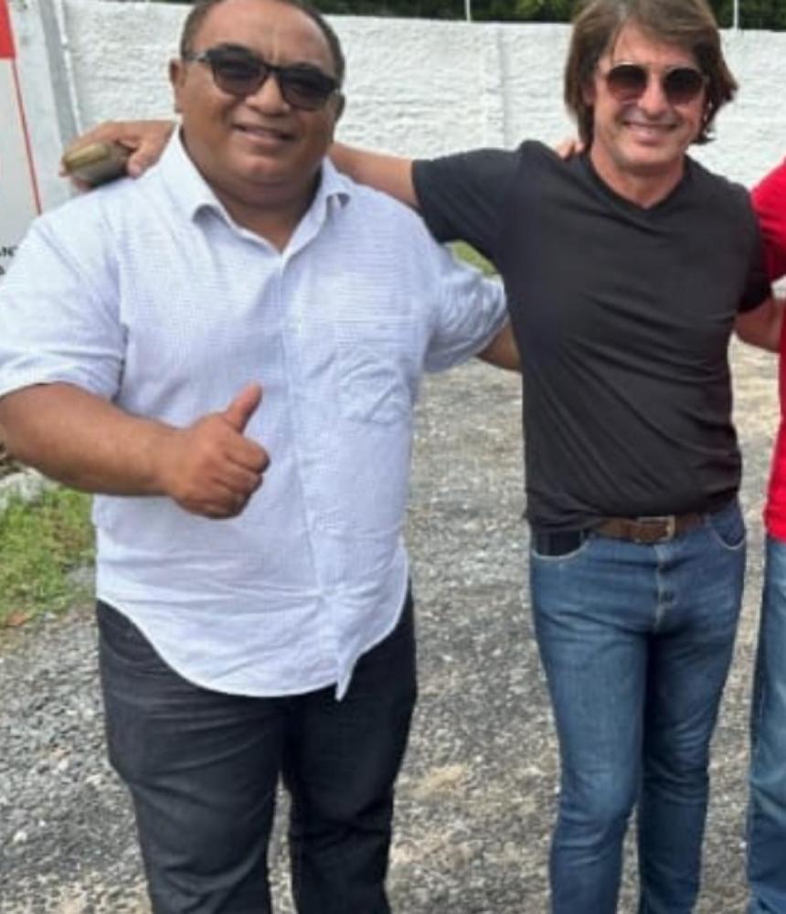 Prefeito“escanteia” nomes fortes do grupo e se impõe para emplacar dupla novata e inexperiente na chapa majoritária; há insatisfação 