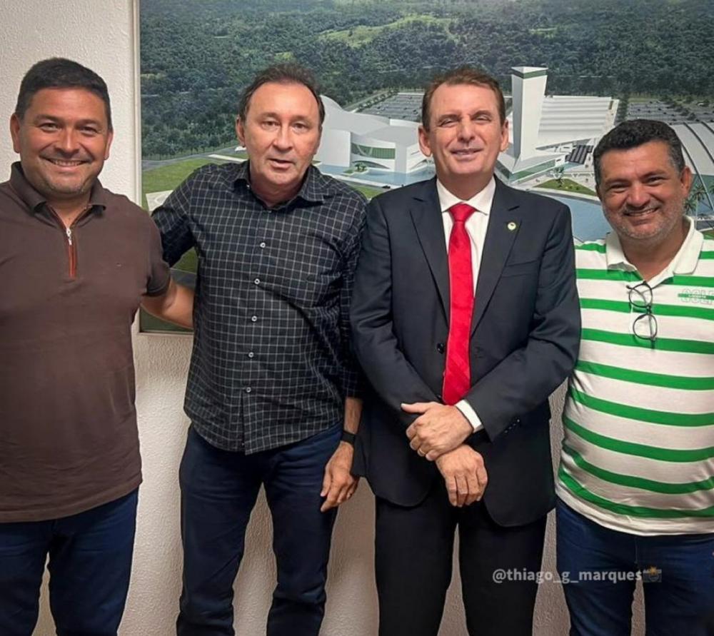 Deusdete Queiroga ao lado de Chico Mendes e Luiz Claudino (Foto: Divulgação) 