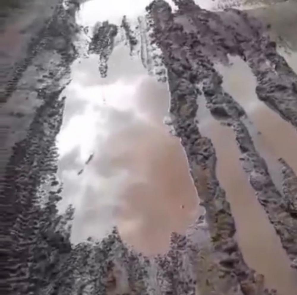 Situação de descaso nas estradas do município de Santa Helena.