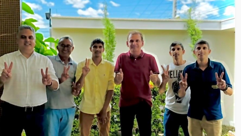  Ex-vereador, Thadeu dos Trigêmeos deixa grupo de situação e fecha acordo com Chico Mendes; em Cajazeiras 