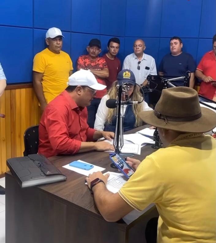 Entrevista acoonceu na rádio local no sábado, dia 13 (Foto: Arquivo) 