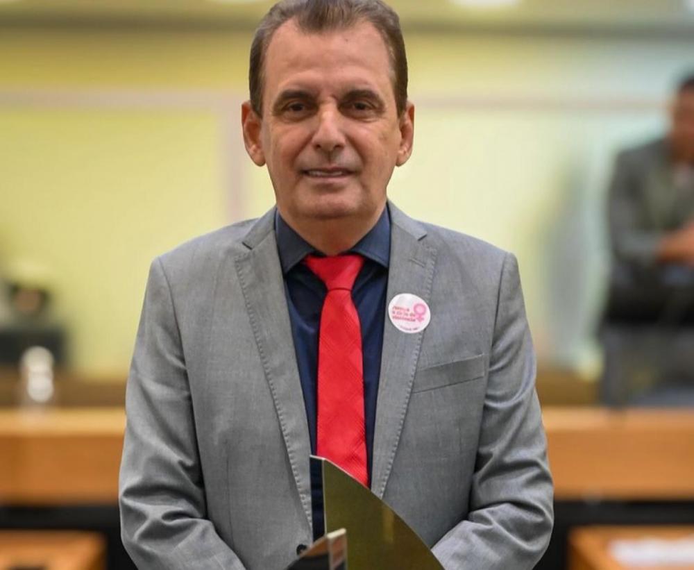 Chico Mendes fala da importância do açude grande de Cajazeiras, lembra da responsabilidade do poder público e diz que em breve a população terá orgulho do seu patrimônio 