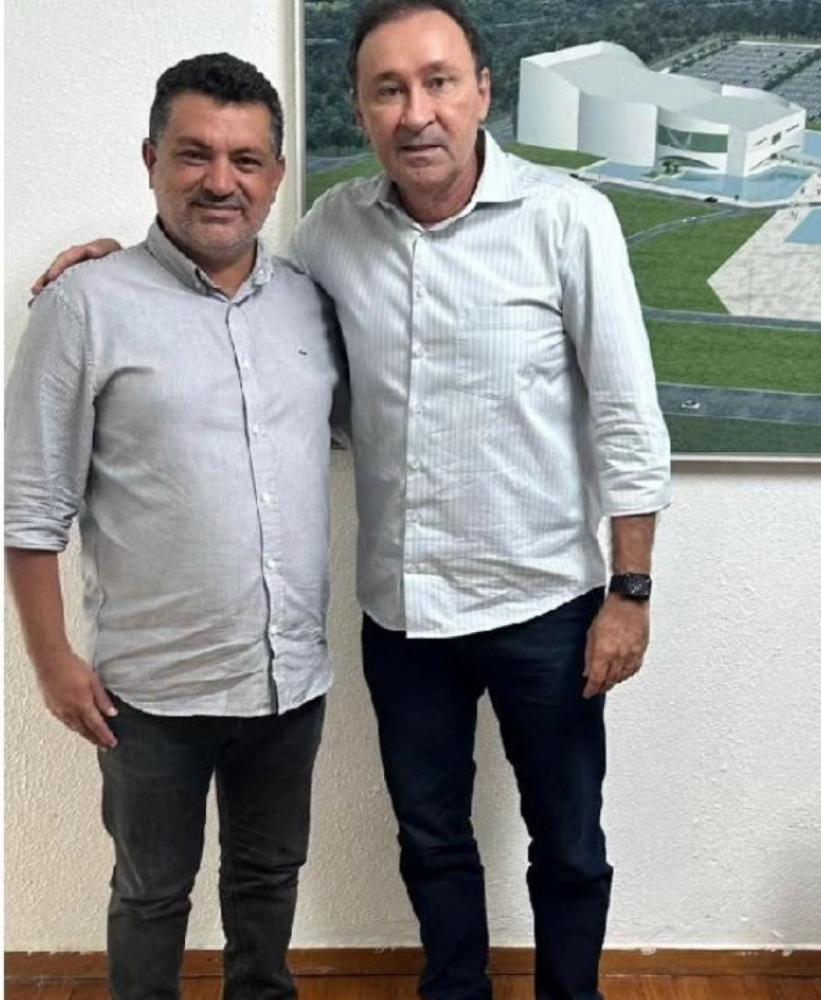 Luiz Claudino, esteve reunido nesta quarta-feira (17), com o secretário de estado de Infraestrutura, Deusdete Queiroga.