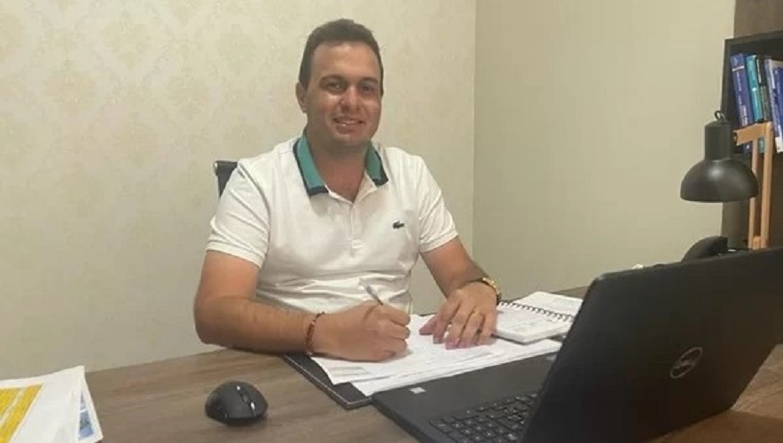 Prefeito Espedito Filho manda recacado duro para deputado forasteiro e prefeito da região, vão cuidar do seu quintal 