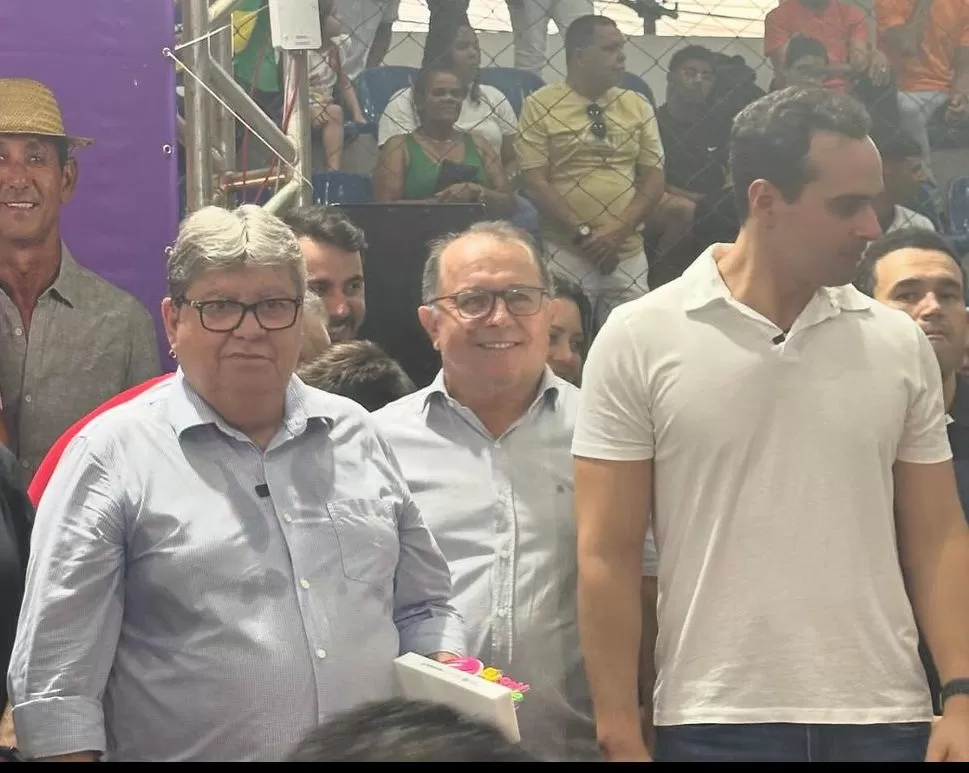 Prefeito Ceninha Lucena prestigia Orçamento Democrático em CG e ao lado de colegas destaca importância de parcerias públicas 