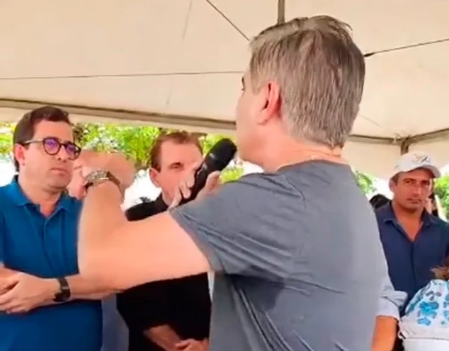 Repercute: Gervásio Maia, Wellington Roberto e o clima tenso na festa de Aparecida