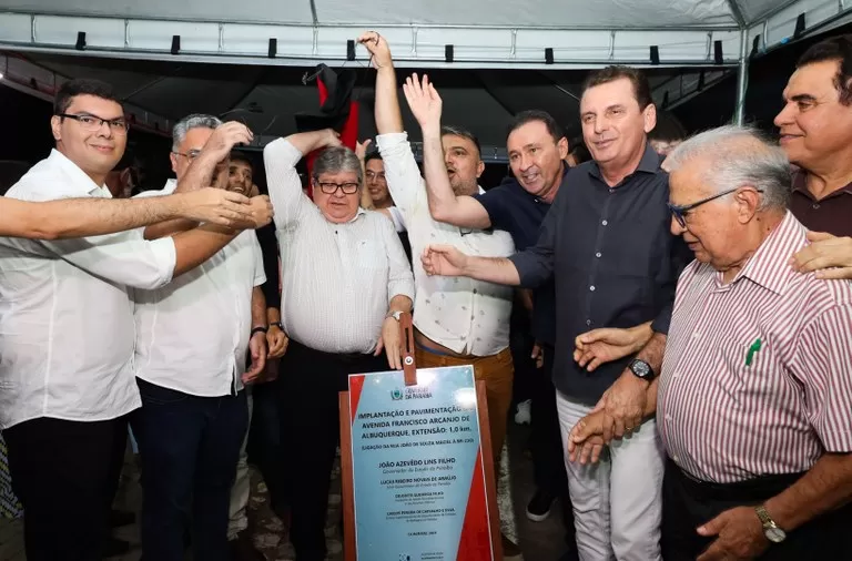 Governador João Azevêdo durante inauguração em Cajazeiras-PB. Foto: Francisco França.