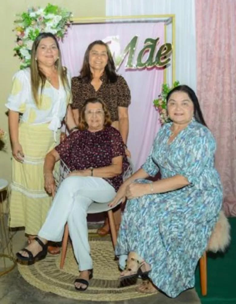 Repercute tradicional festa realizada pela empresária Fafá Rolim para as mães do distrito de Melancias, em Santa Helena 