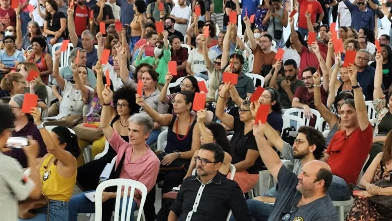 Professores da UFPB realizam ato público nesta sexta-feira (14) em frente ao Ministério da Fazenda