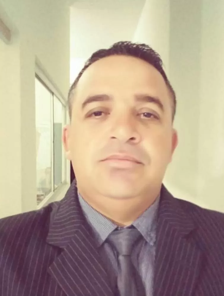 Antônio Neto, farmacêutico e ex-vereador do município de Santa Helena-PB, aprovado no concurso para o cargo de Técnico em Vigilância Sanitária (Foto: Redes Sociais)