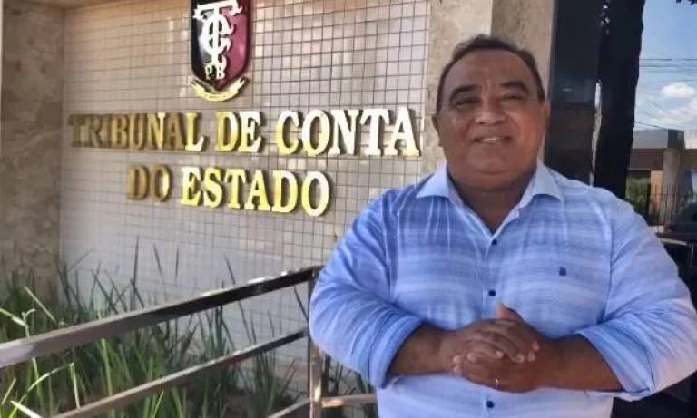 Prefeito Marcos Eron do município de Monte Horebe (Foto: Divulgação)