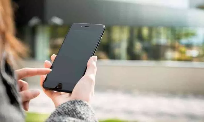 Armazém Paraíba é condenado a indenizar cliente ao descumprir contrato de seguro de celular