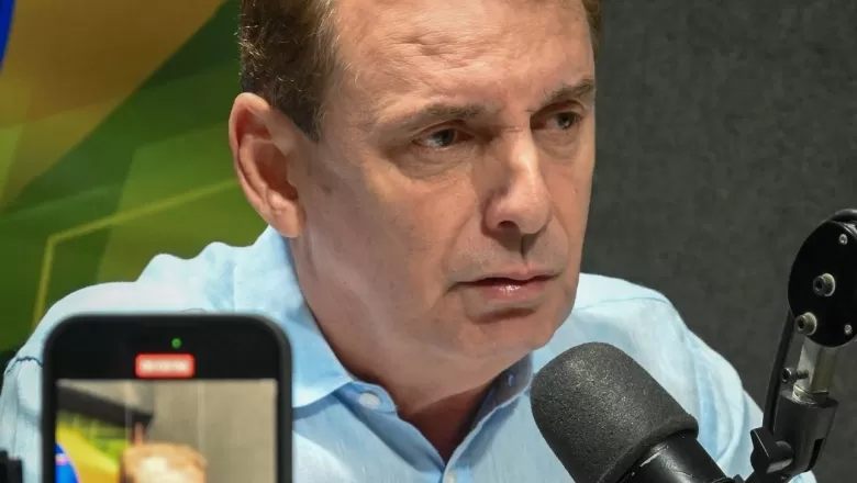 Chico Mendes destaca investimentos do governo do Estado na saúde de Cajazeiras