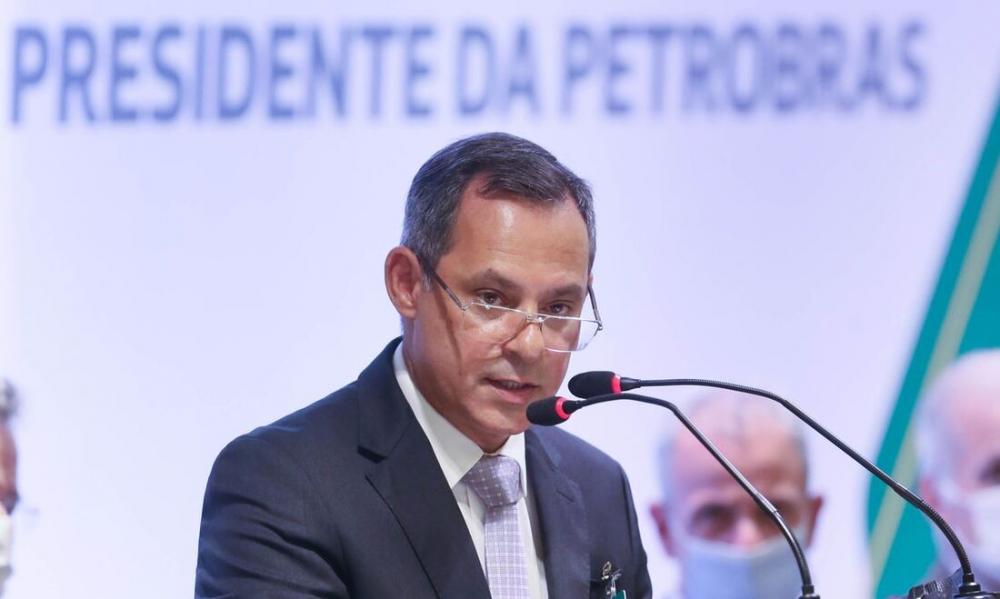 Bolsonaro demite outro presidente da Petrobras 