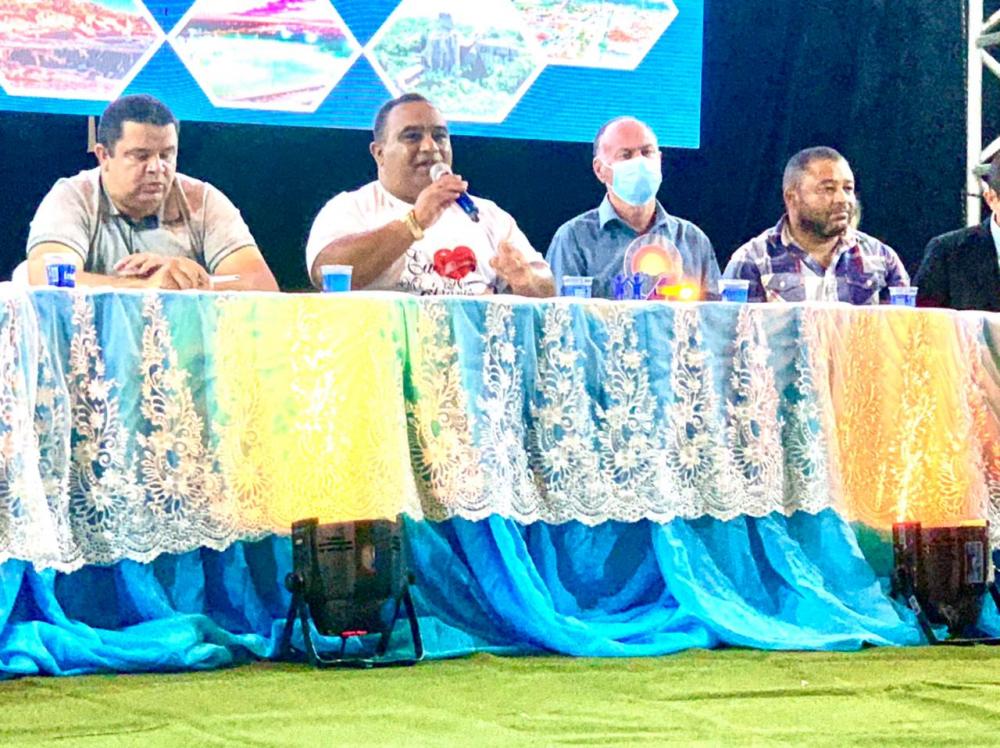Prefeito de Monte Horebe, Marcos Eron (Foto> tribuna10) 