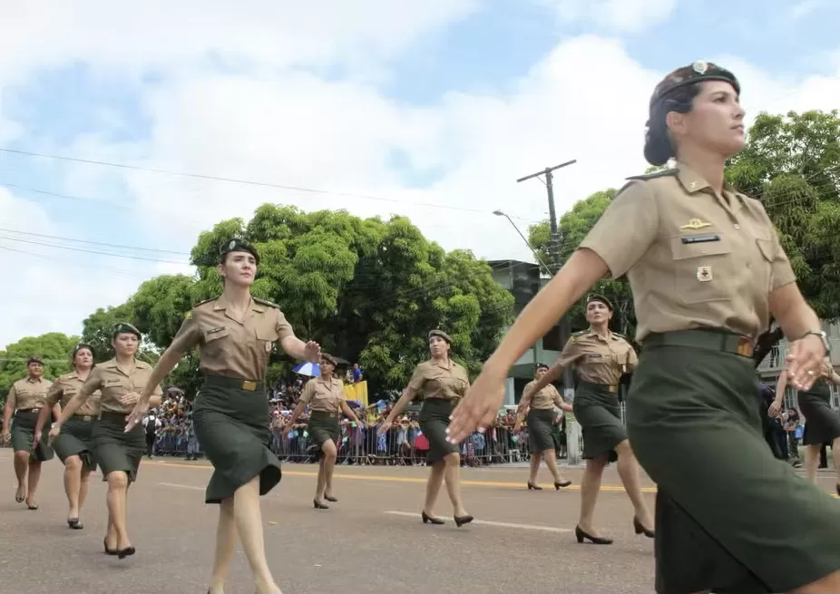 Serviço militar feminino será para as mulheres que se apresentarem voluntariamente para o recrutamento (Foto: Marcelle Corrêa/g1)