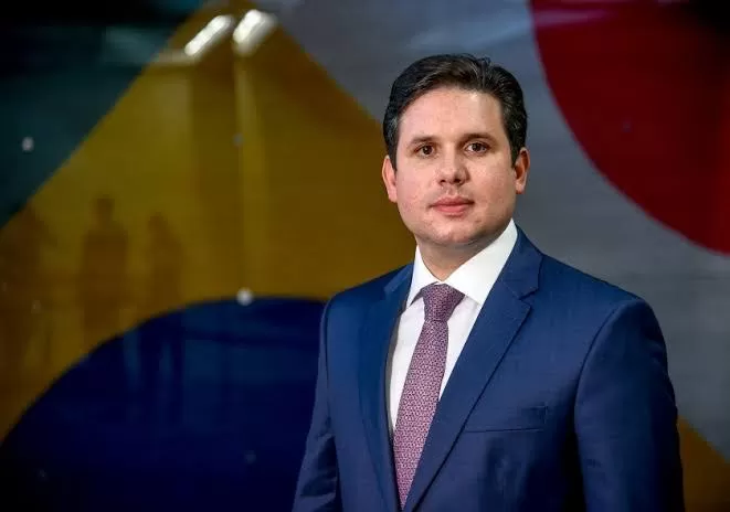 Em apoio a Hugo Motta, PT acena Lula