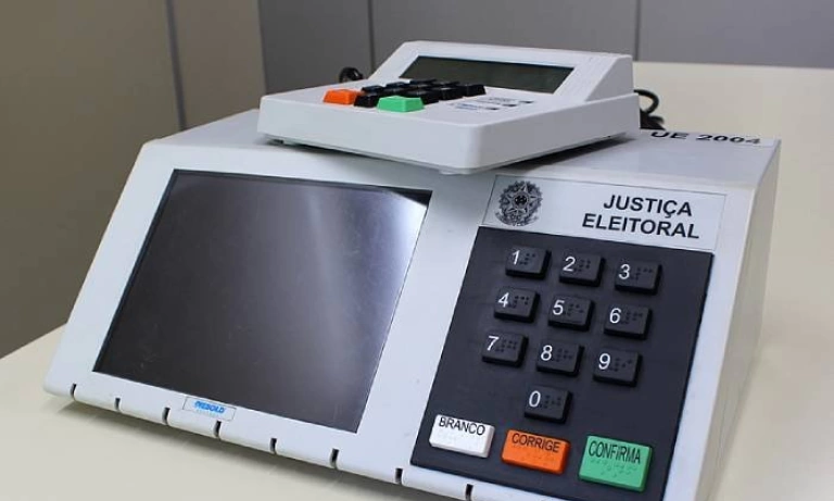 TSE começa a lacrar programas que serão utilizados nas urnas eletrônicas