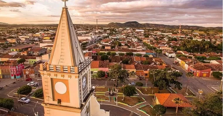 Ministério Público pede e Justiça suspende concurso público de Conceição