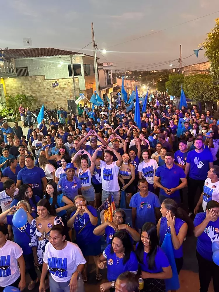 Prefeito Ceninha Lucena realiza comício histórico na cidade de Bonito de Santa Fé