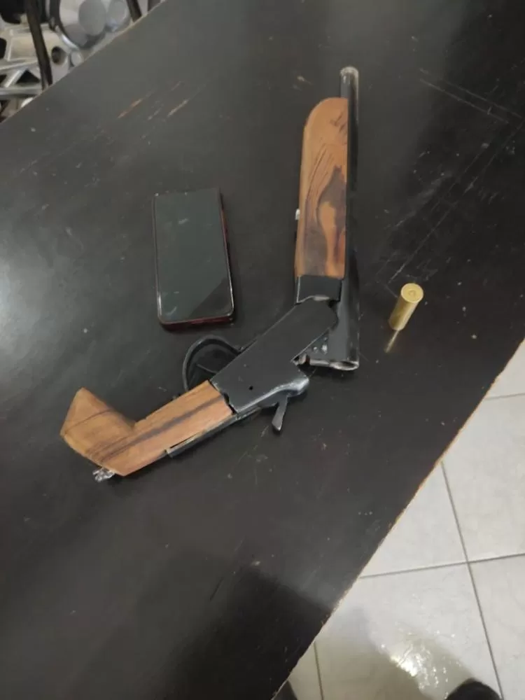 Homens são presos após assalto na zona rural de Monte Horebe (Foto: Divulgação)