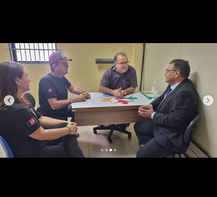 Prefeito de Bonito de Santa Fé se reúne com forças de segurança e traça metas para festa de Santo Antonio