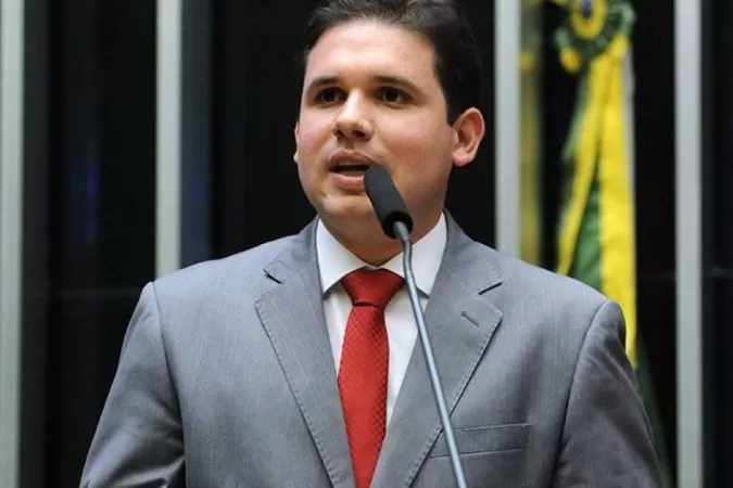 Hugo Motta preenche os requisitos em dialogar com os partidos, e em oferecer maior estabilidade institucional (Foto: Câmara dos Deputados/Reprodução)