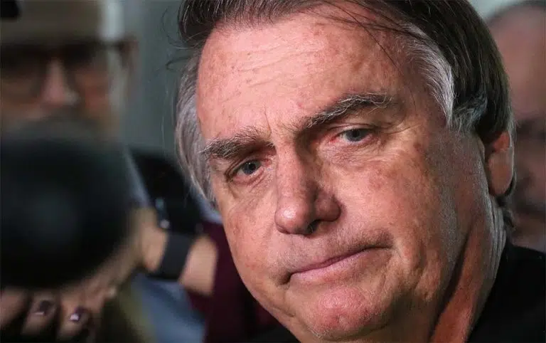 Bolsonaro posta sobre ameaça de morte em visita a João Pessoa