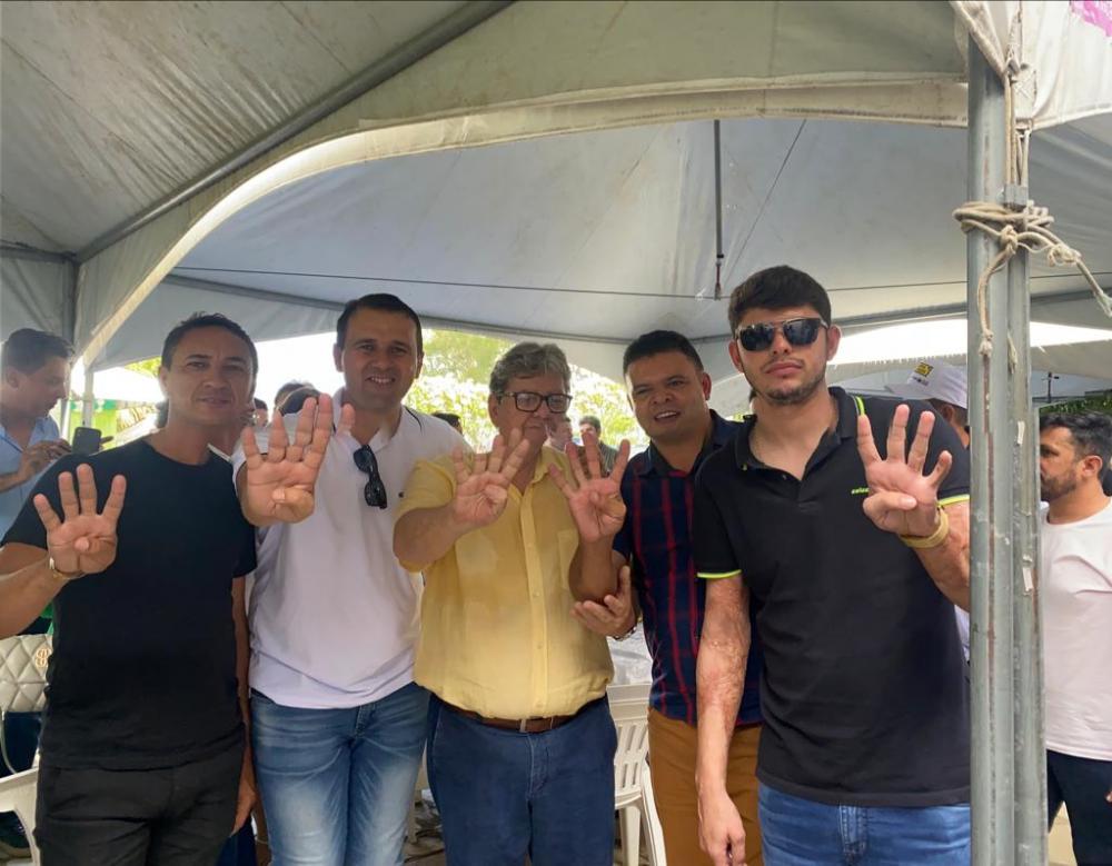 Aldo Andrade participa de evento ao lado do Governador João Azevedo