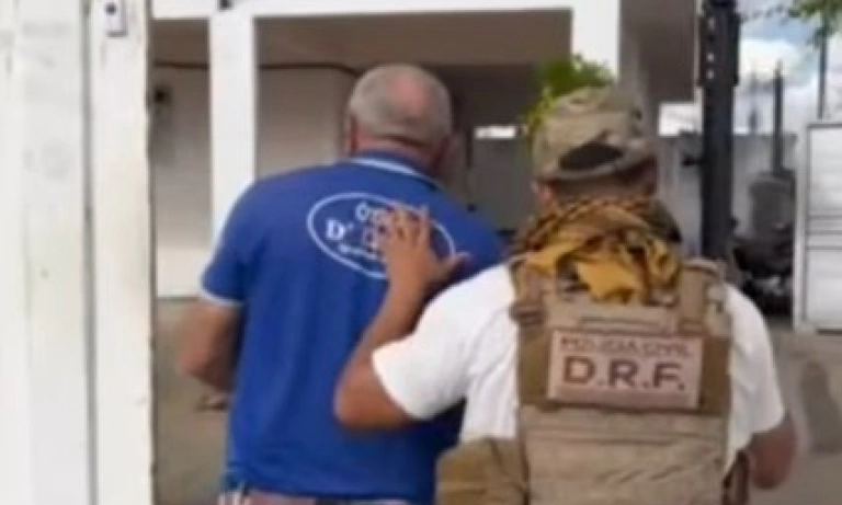 Prisão realizada pela Polícia Civil durante a Operação Hagnos (Foto: Divulgação)